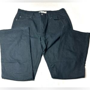 Levi's Women's Jeans - Black - Mid rise